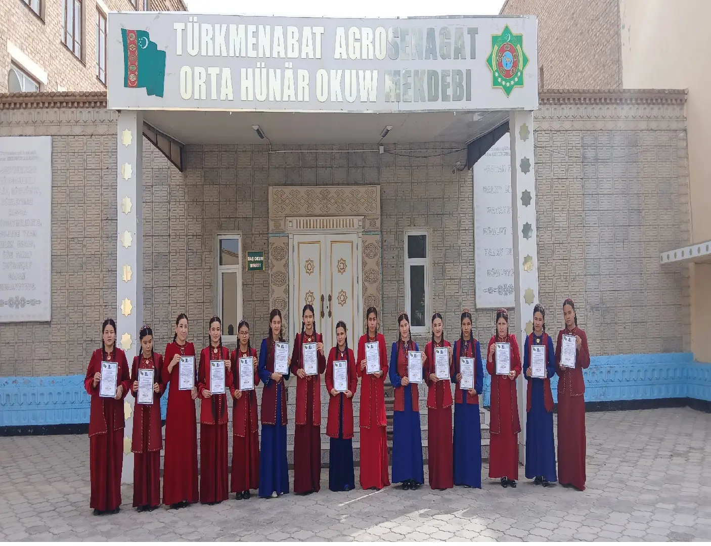 Berkarar döwletiň zehinli ýaşlary